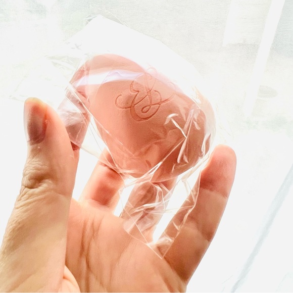 5 for 25⚡️Estée Lauder Makeup Sponge Beauty Blender - Picture 3 of 3